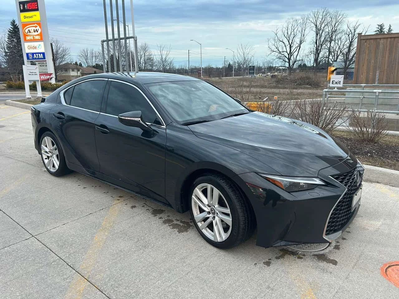 Lexus IS 300  * ОБДУХВАНЕ* ШИБИДАХ* ПОДГРЕВИ* 