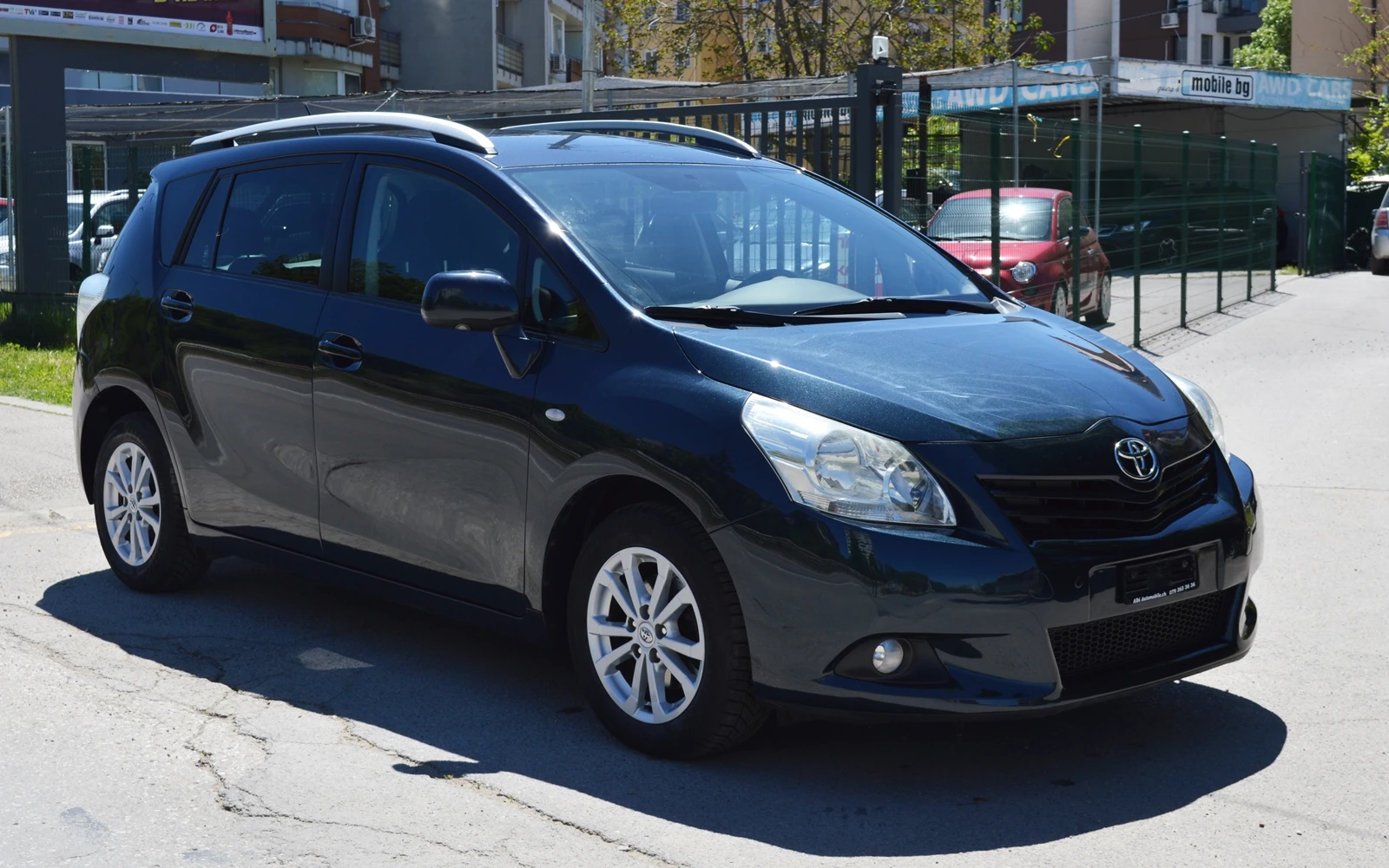 Toyota Verso 1.8i AUTOMAT - NAVI - 7 МЕСТА - ШВЕЙЦАРИЯ, снимка 3 - Автомобили и джипове - 54550238