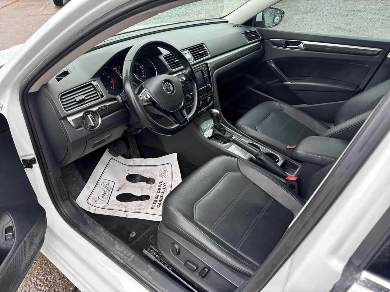 VW Passat * Comfortline * АВТОКРЕДИТ БЕЗ ПЪРВОНАЧАЛНА ВНОСКА, снимка 5 - Автомобили и джипове - 54669002