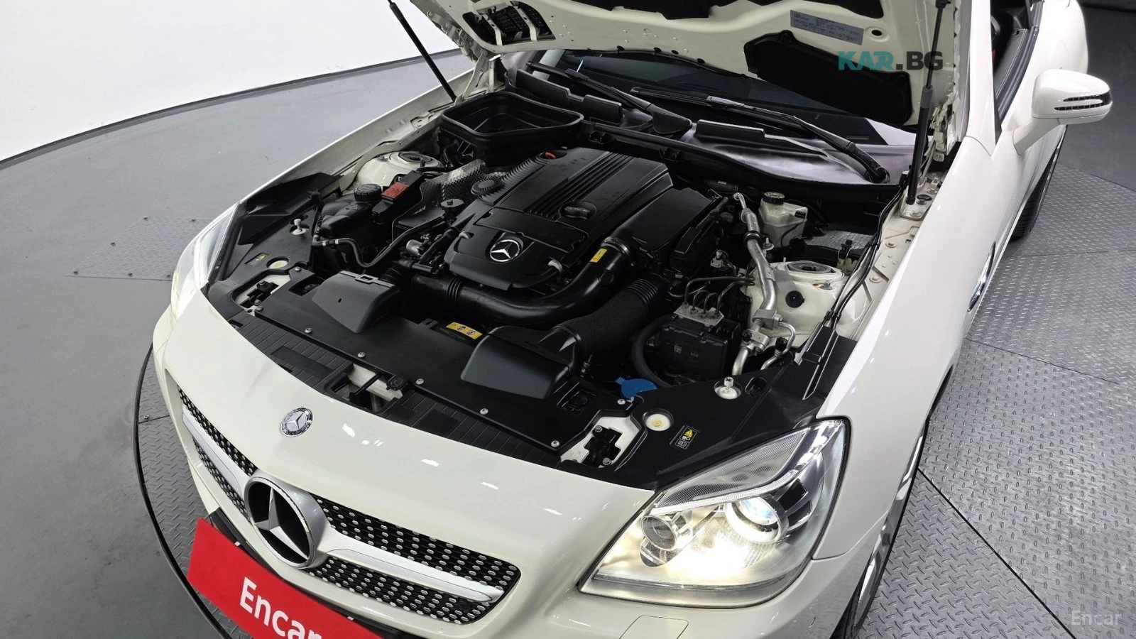 Mercedes-Benz SLK 200 BlueEfficiency* КОЖА* ОБДУХВ* , снимка 5 - Автомобили и джипове - 55068395