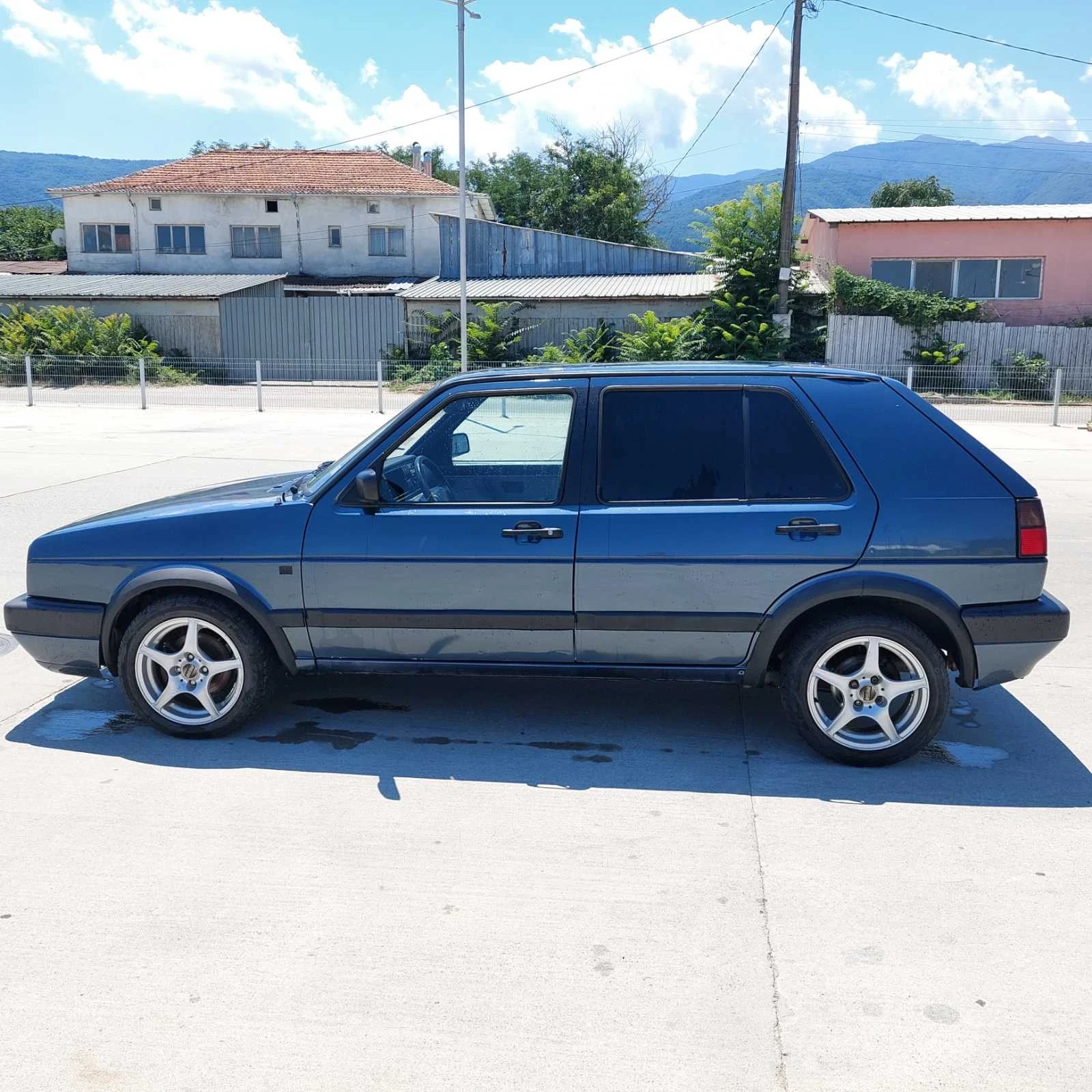 VW Golf, снимка 2 - Автомобили и джипове - 55310050