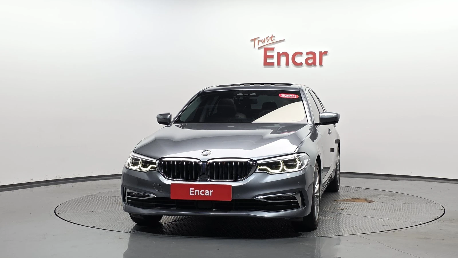 BMW 530 ЛЮК* HUD* ПОДГРЕВ ВОЛАН* ЕЛ. БАГАЖНИК* КРАЙНА ЦЕНА, снимка 3 - Автомобили и джипове - 55344738