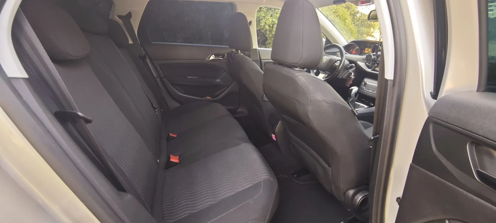 Peugeot 308 SW, снимка 11 - Автомобили и джипове - 55409010