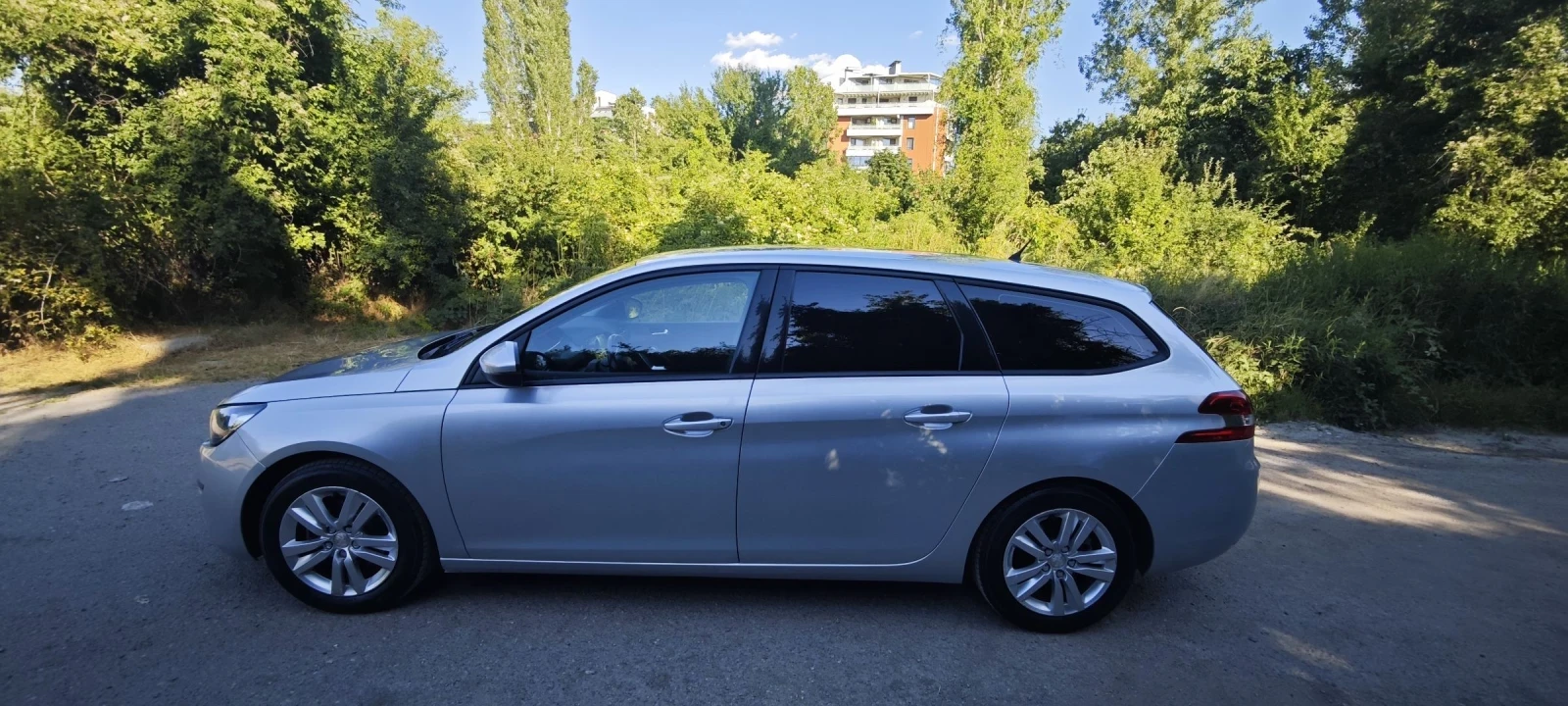 Peugeot 308 SW, снимка 7 - Автомобили и джипове - 55409010