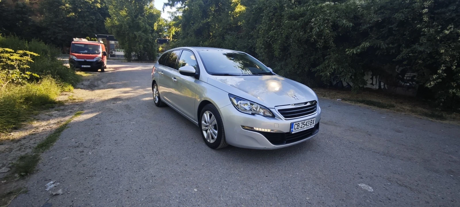 Peugeot 308 SW, снимка 2 - Автомобили и джипове - 55409010