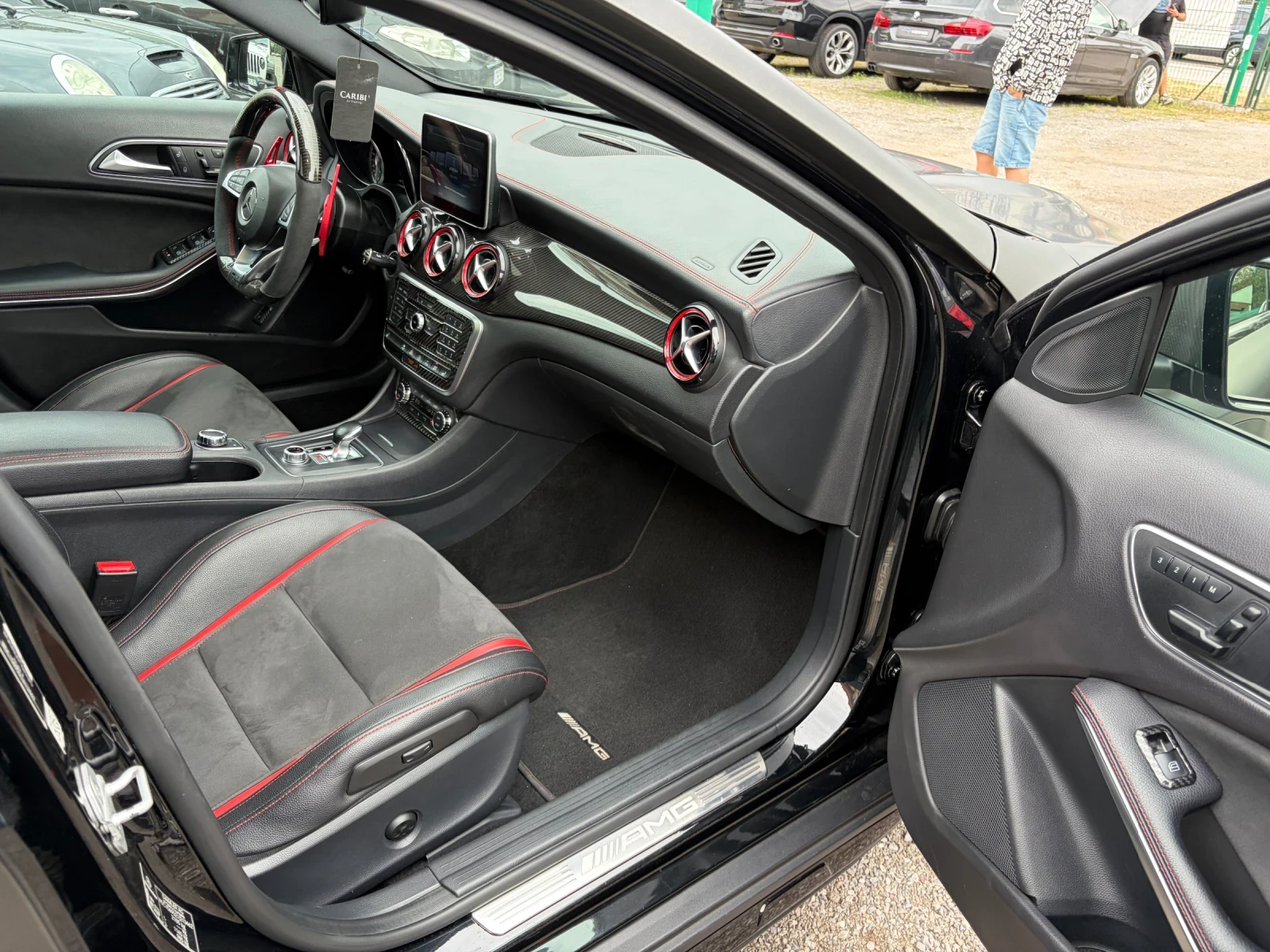 Mercedes-Benz CLA 45 AMG, снимка 15 - Автомобили и джипове - 55411337