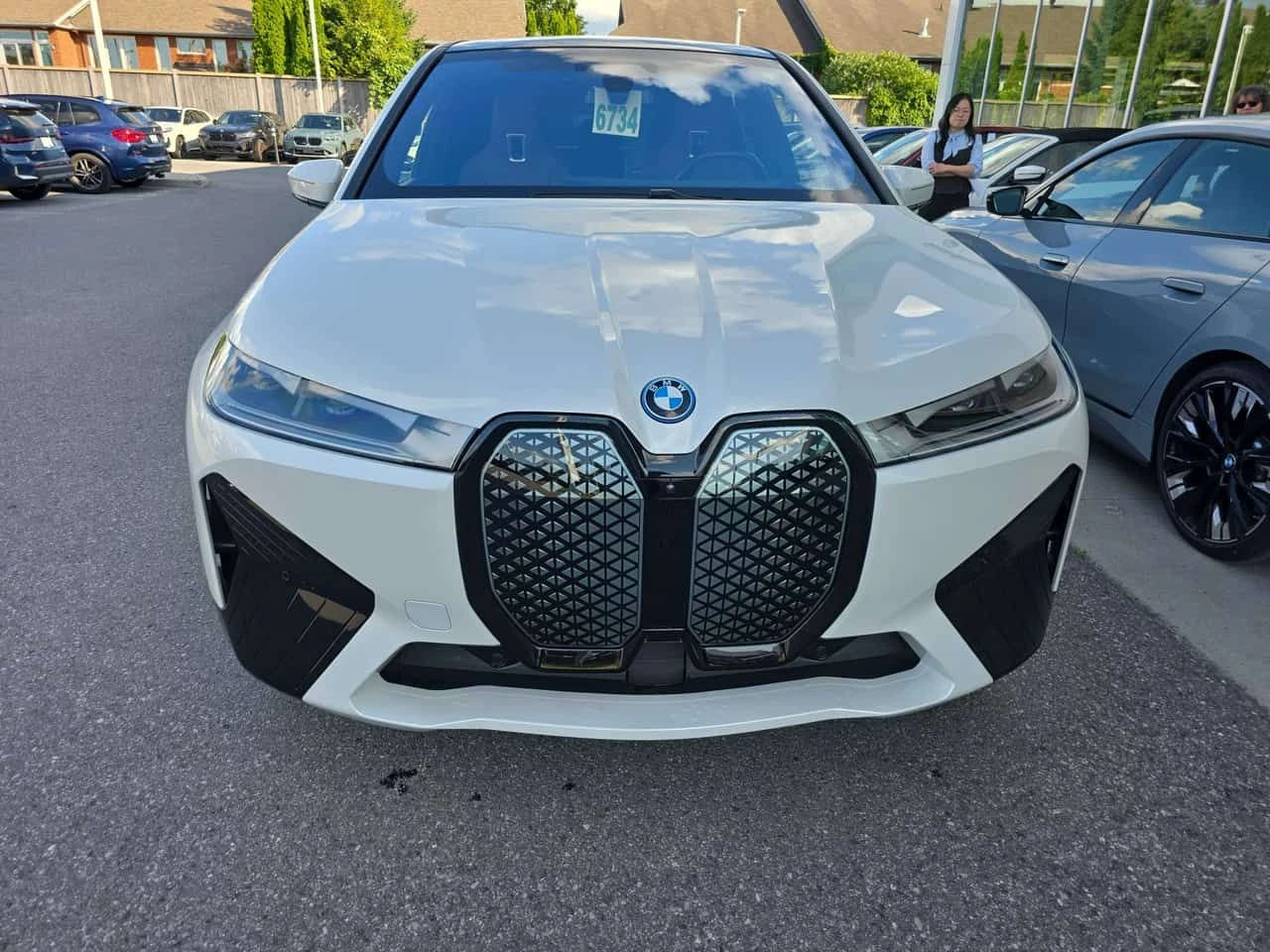 BMW iX xDrive40 | ГЛАВНО ПРЕДСТАВИТЕЛСТВО НА BMW, снимка 2 - Автомобили и джипове - 55482861