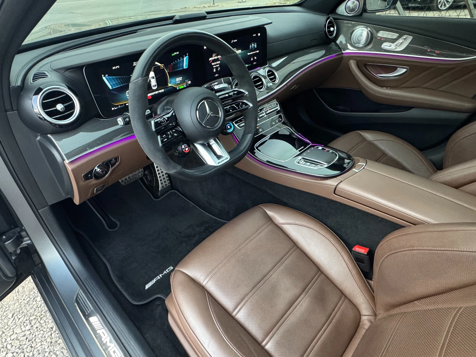 Mercedes-Benz E 53 AMG 4 Matic+ !, снимка 8 - Автомобили и джипове - 56198757