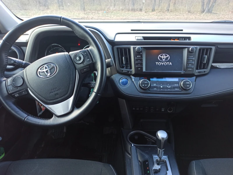 Toyota Rav4, снимка 7 - Автомобили и джипове - 46936183