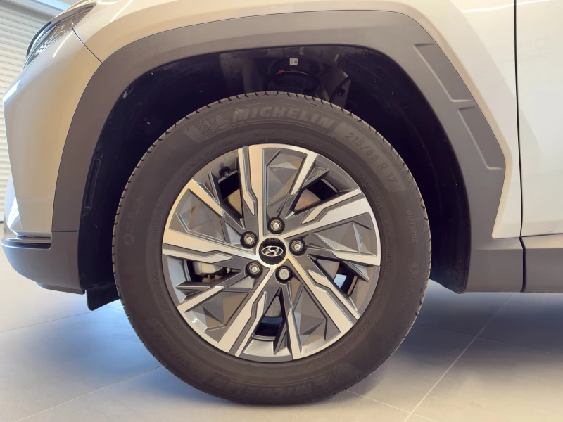 Hyundai Tucson EXCLUSIVE Hybrid AWD, снимка 9 - Автомобили и джипове - 51806906