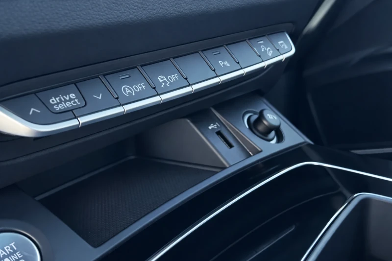 Audi Q5 S-Line Quattro 70000km!, снимка 11 - Автомобили и джипове - 52939484