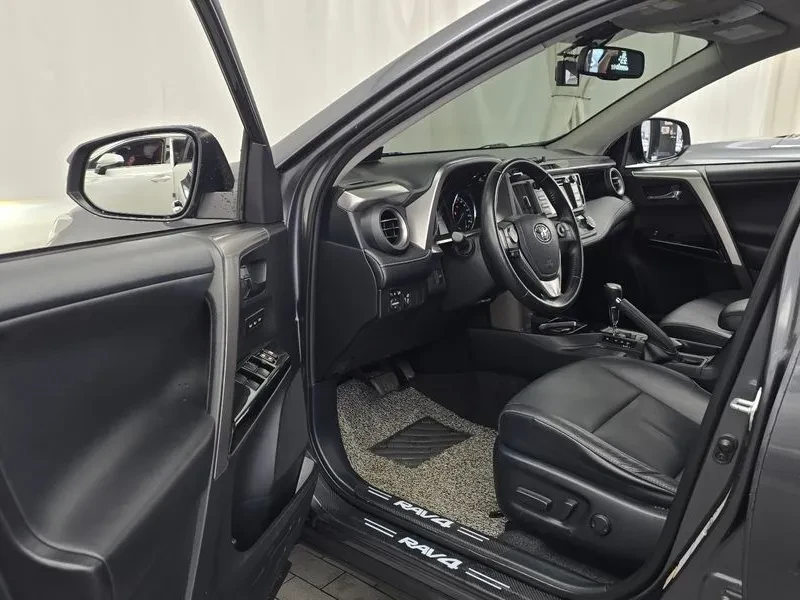 Toyota Rav4 2.5 4Wd Hybrid 4Th Generation, снимка 10 - Автомобили и джипове - 56130923