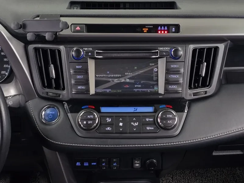 Toyota Rav4 2.5 4Wd Hybrid 4Th Generation, снимка 14 - Автомобили и джипове - 56130923