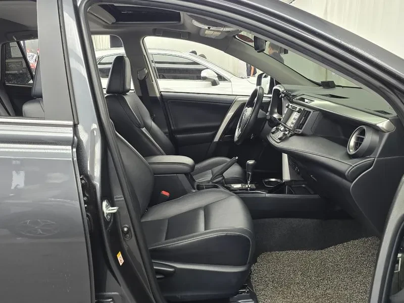 Toyota Rav4 2.5 4Wd Hybrid 4Th Generation, снимка 11 - Автомобили и джипове - 56130923