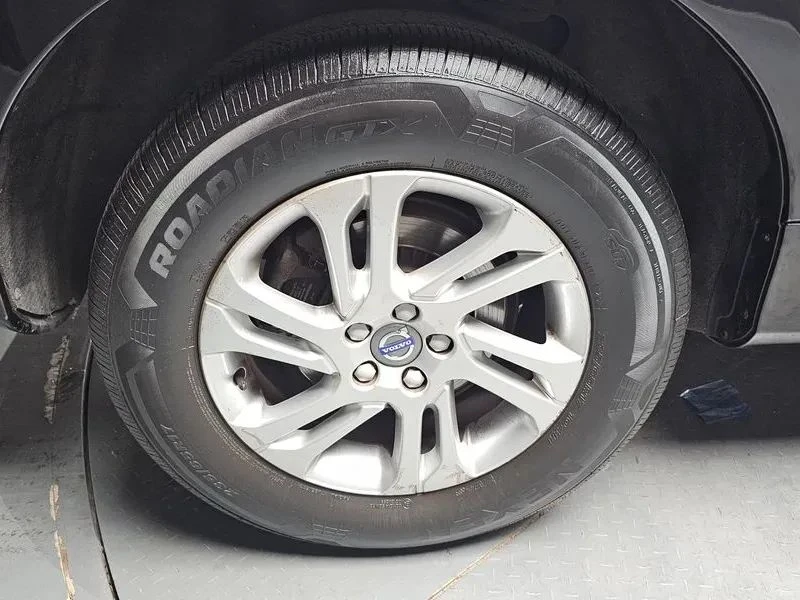 Volvo XC60, снимка 5 - Автомобили и джипове - 56688123