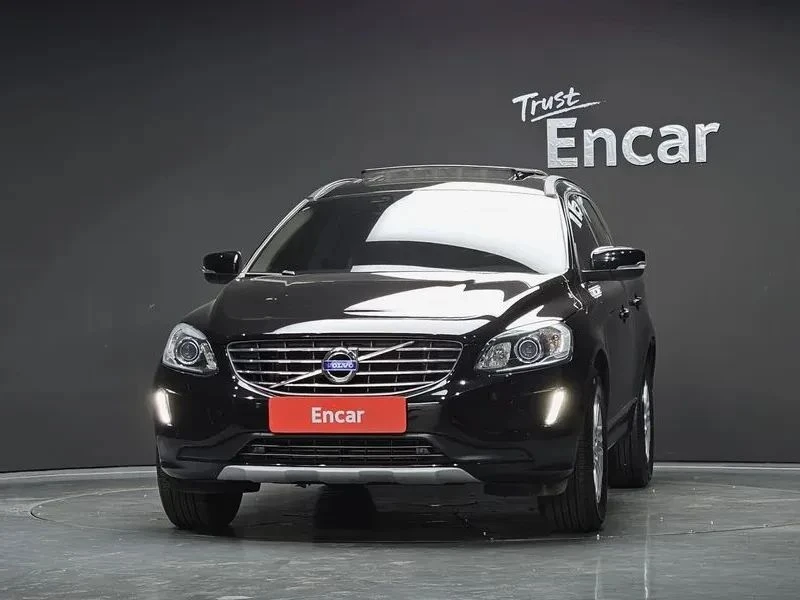 Volvo XC60, снимка 3 - Автомобили и джипове - 56688123
