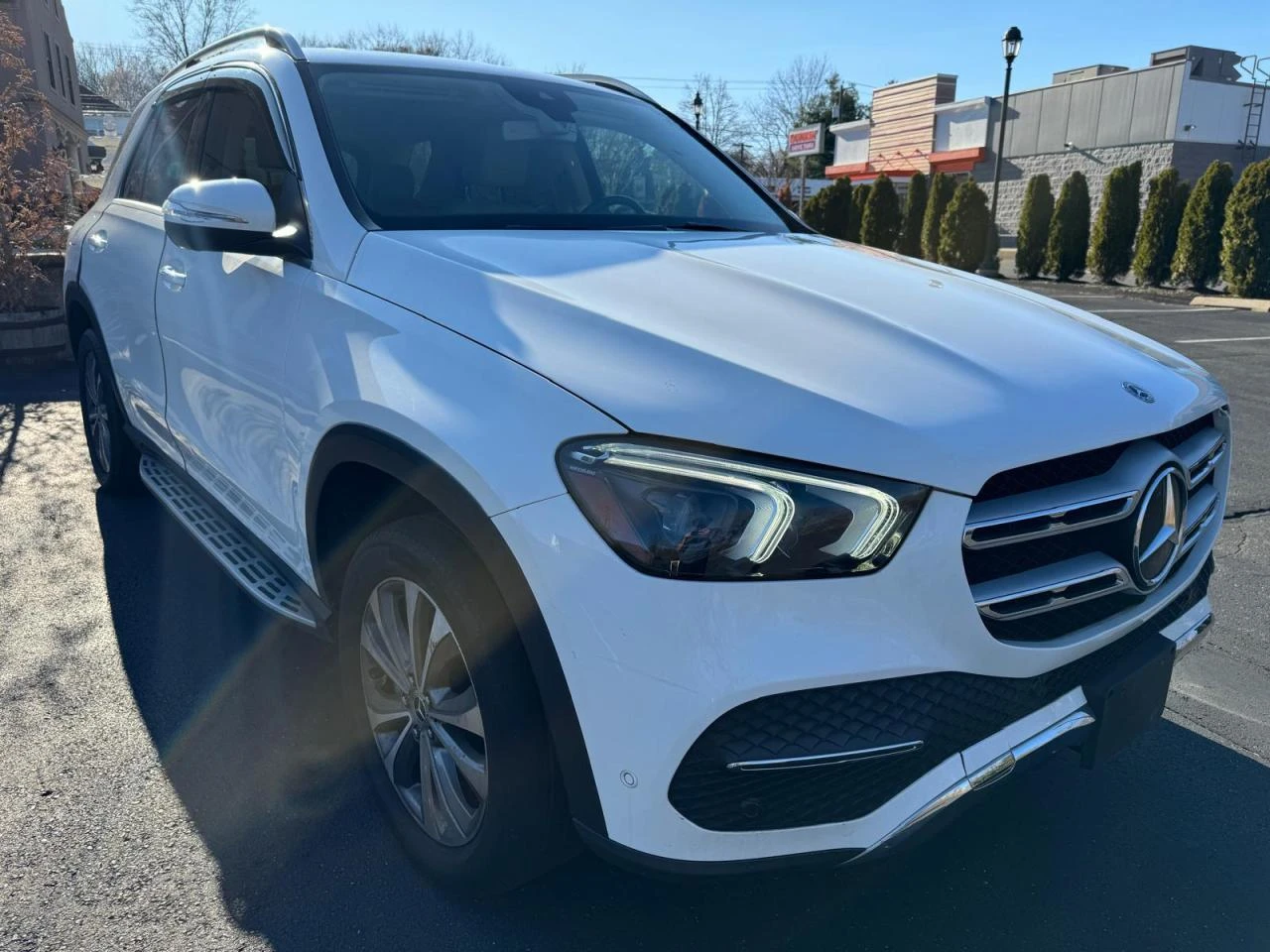 Mercedes-Benz GLE 350 4MATIC * NAVI * LED * CAMERA * BURMESTER * ПОДГРЕВ - изображение 2