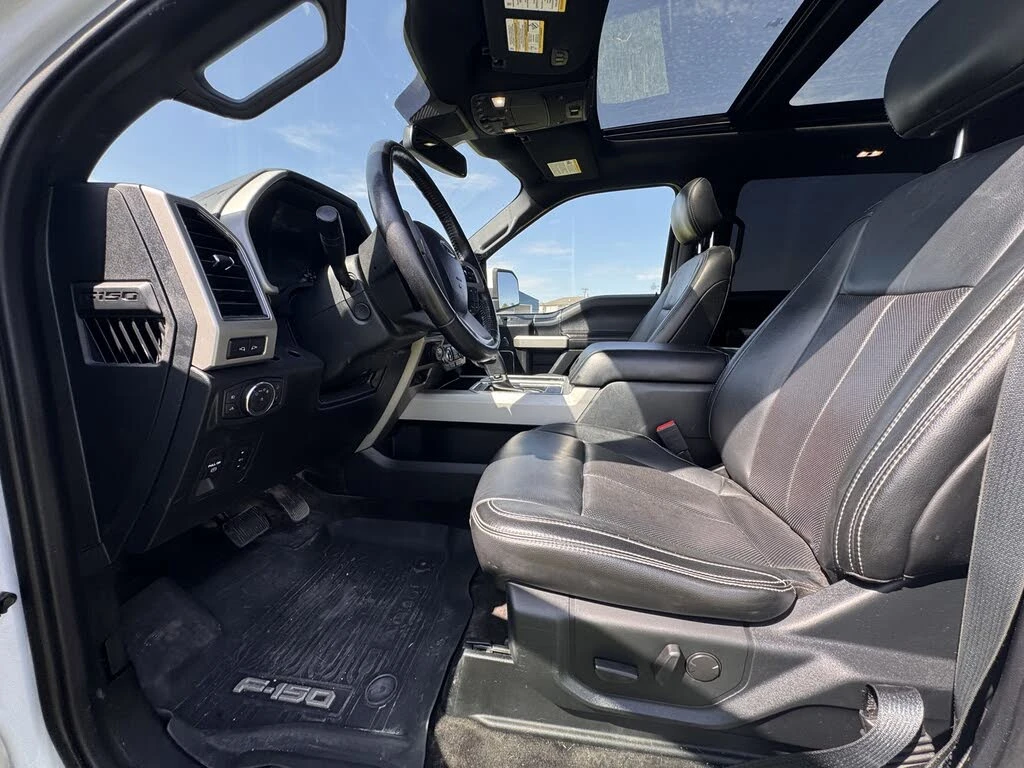 Ford F150 LARIAT/5.0 V8/PANORAMA/KEYLESS/NAVI/КОЖА/ОБДУХВАНЕ - изображение 9