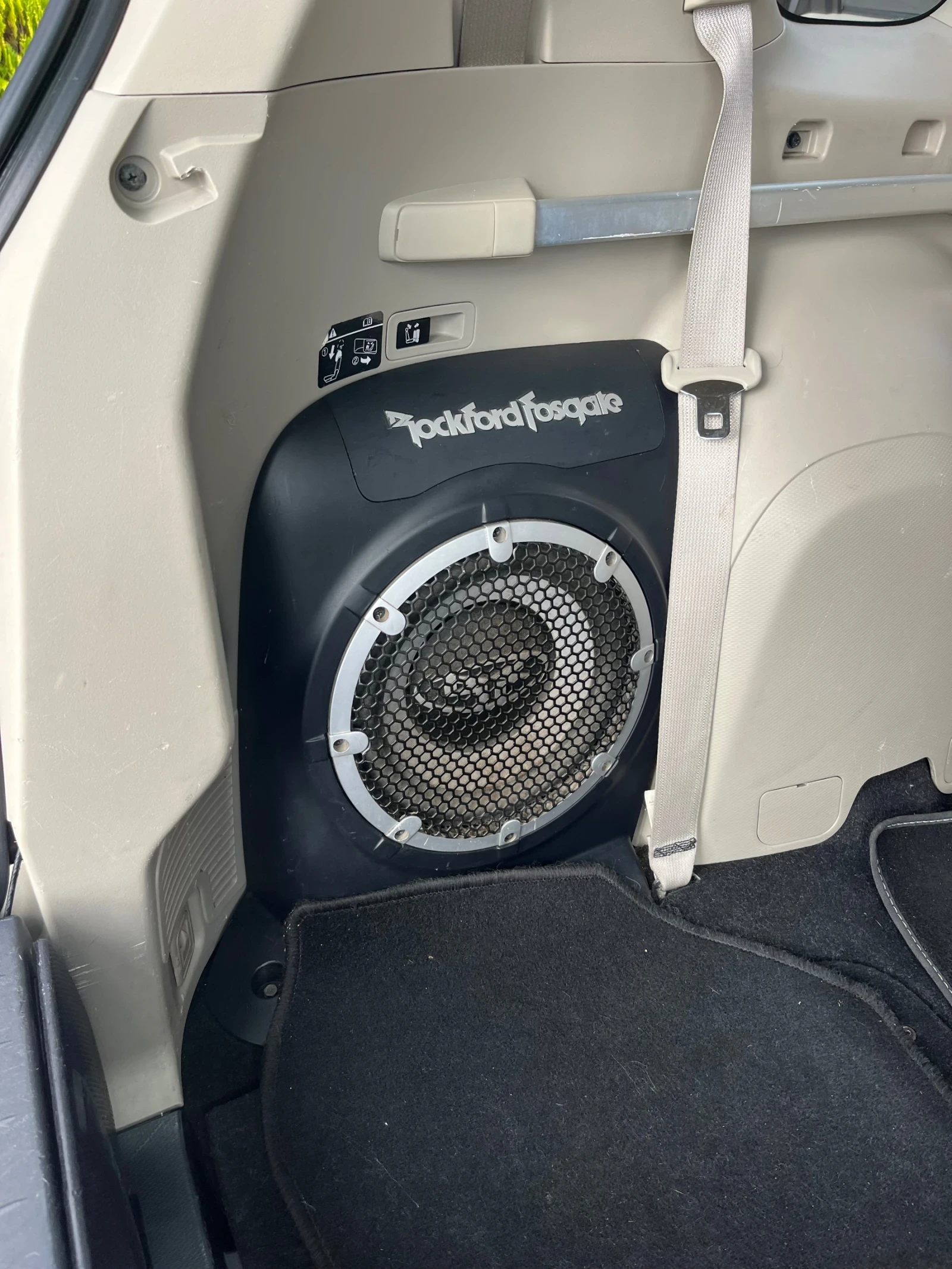Mitsubishi Outlander 2.0 Дизел 4х4 , 6+ 1места, БАРТЕР ! | Mobile.bg — изображение 11