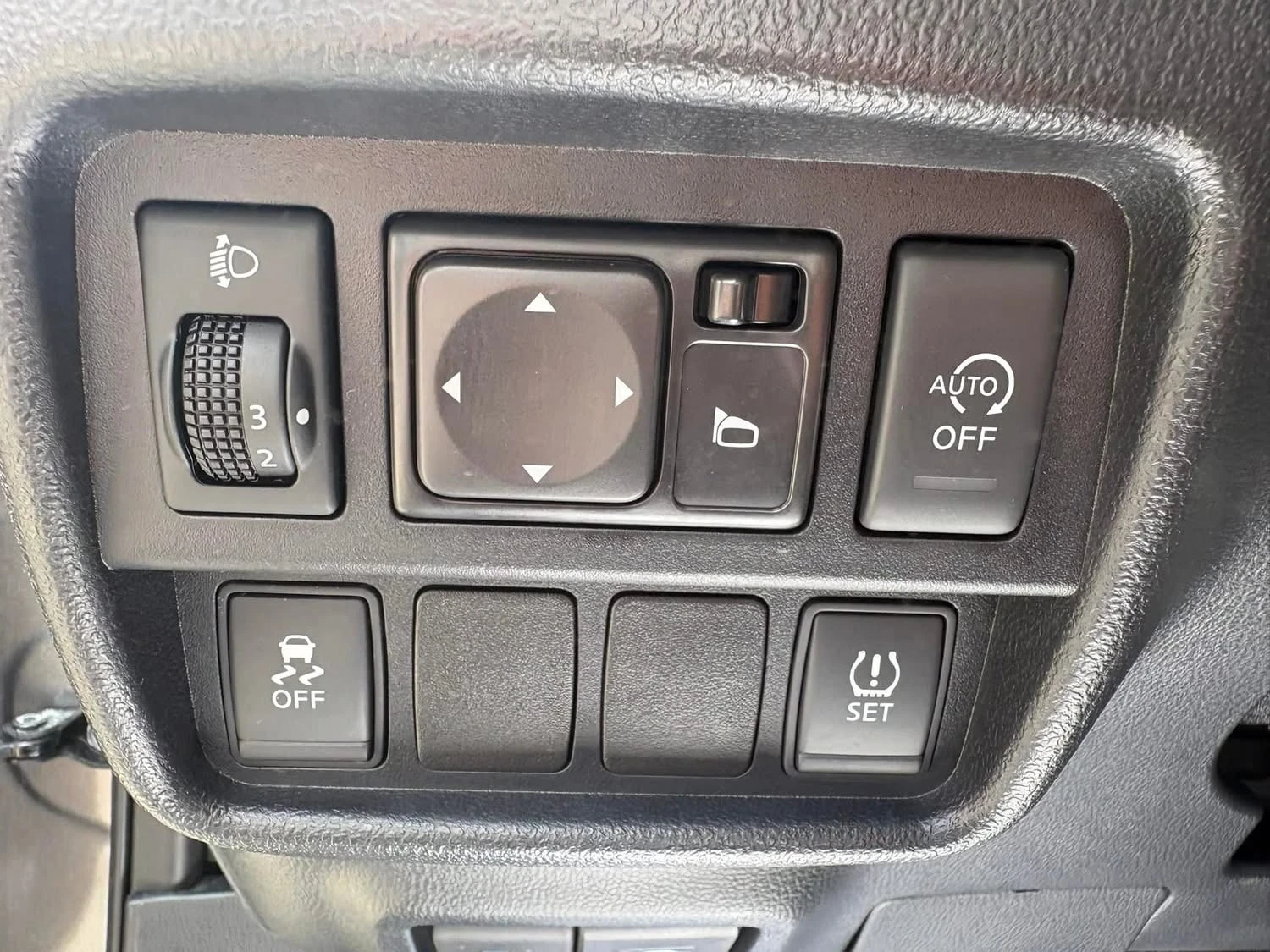 Nissan Juke 1.5dCi* FACELIFT* ЛИЗИНГ* БАРТЕР* , снимка 11 - Автомобили и джипове - 55146349