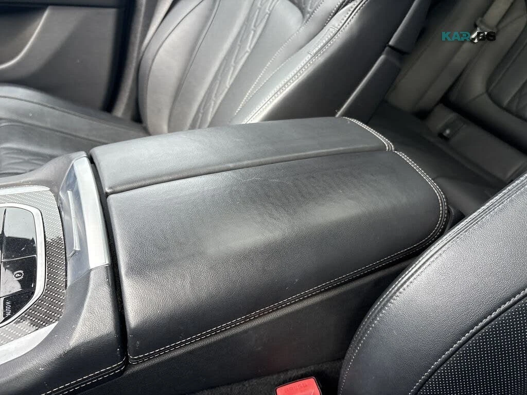 BMW X6 MPACK* DISTRONIC* HUD* ОБДУХ* HARMAN, снимка 11 - Автомобили и джипове - 55753449