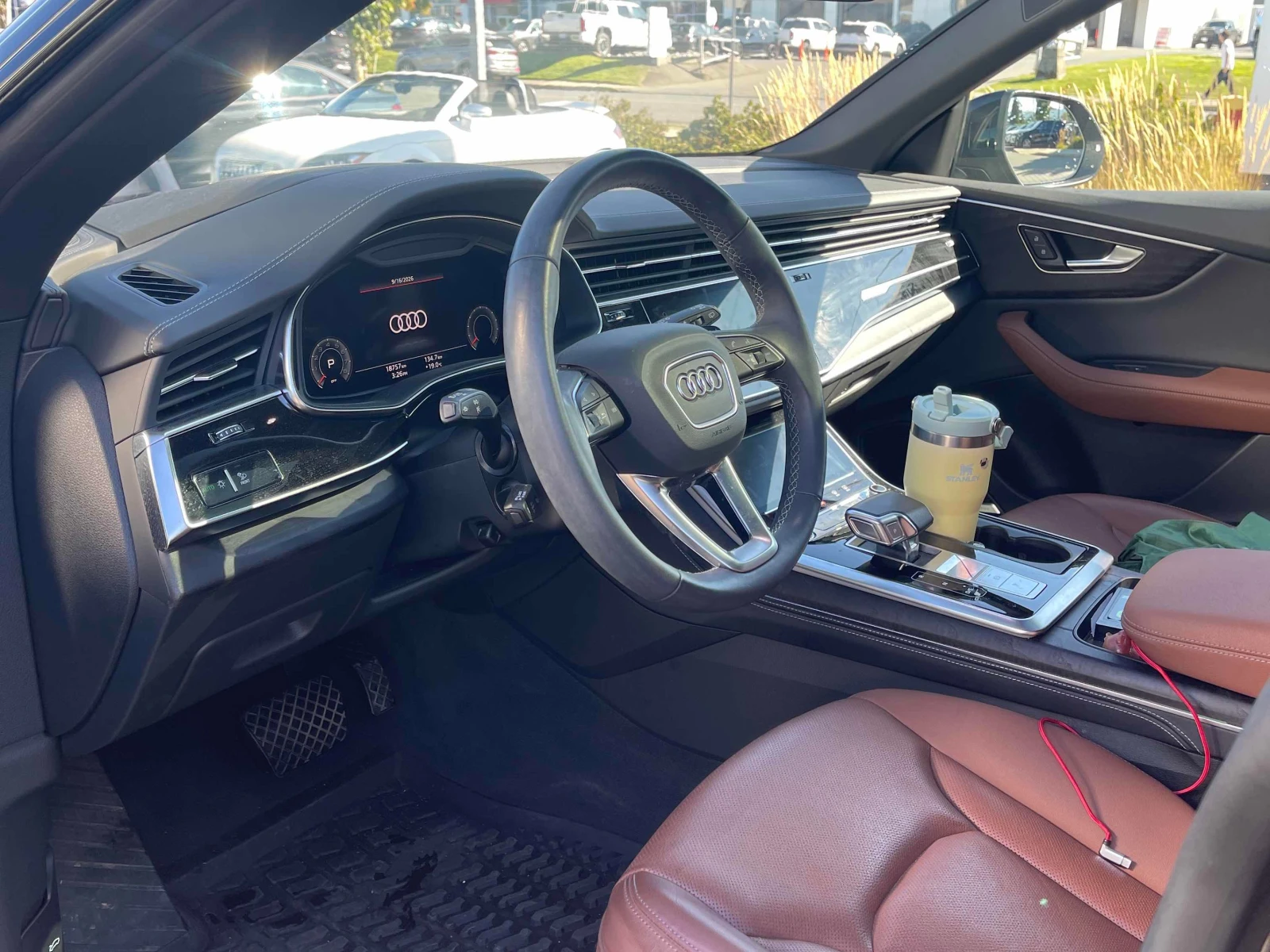 Audi Q8 * Technik * CARFAX * ОПЦИЯ ЗА ФИНАНСИРАНЕ, снимка 5 - Автомобили и джипове - 56116557
