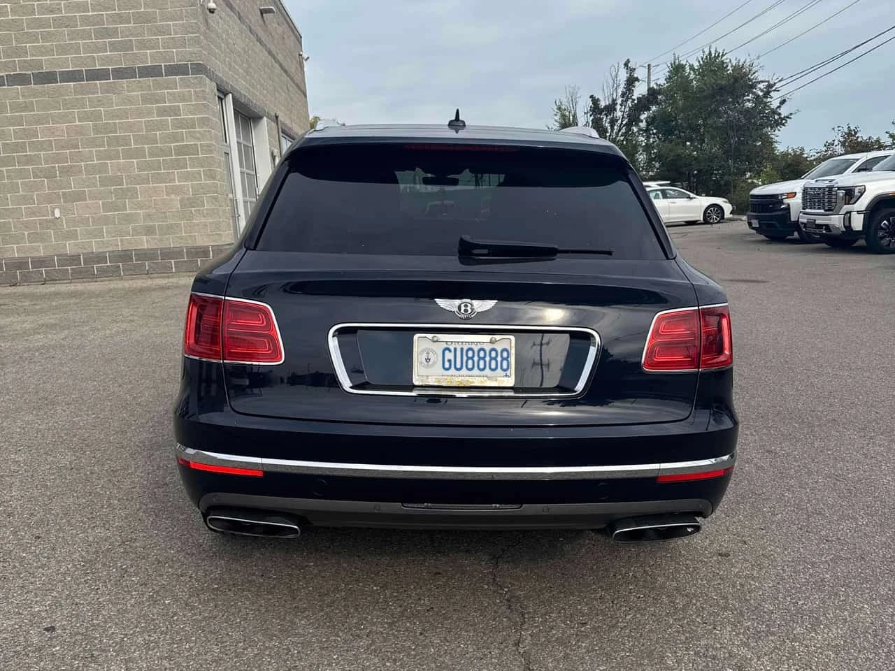 Bentley Bentayga * AWD * CARFAX * ���� �� �� | Mobile.bg � ����������� 4