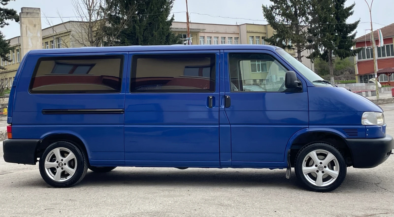 VW Caravelle 2.5TDI 8+ 1 LONG - изображение 4