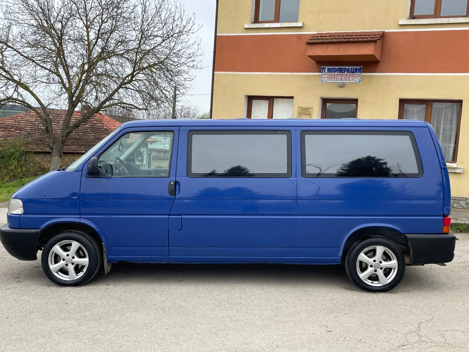 VW Caravelle 2.5TDI 8+ 1 LONG - изображение 8