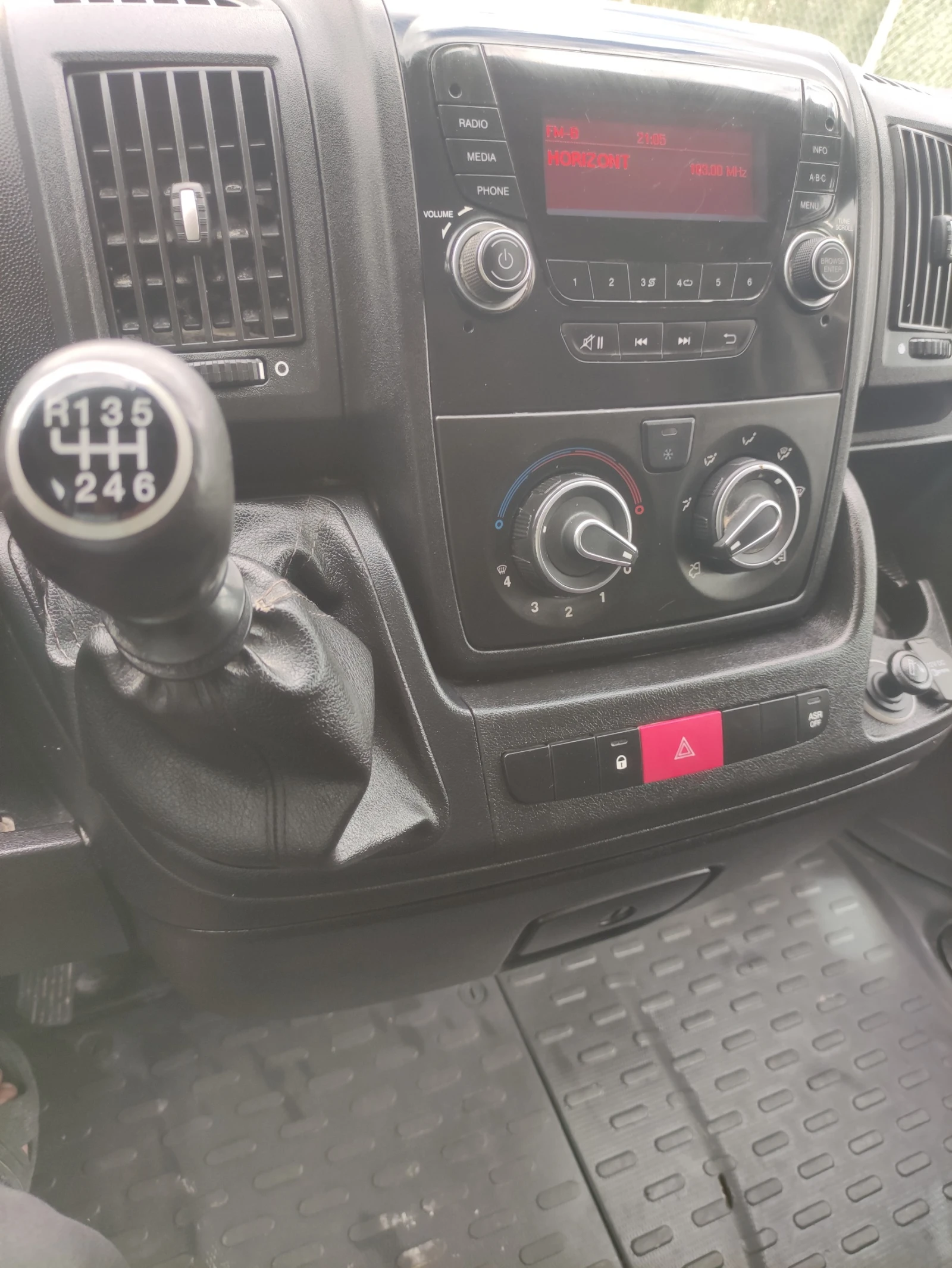 Citroen Jumper 2.2HDI, снимка 14 - Бусове и автобуси - 56176998