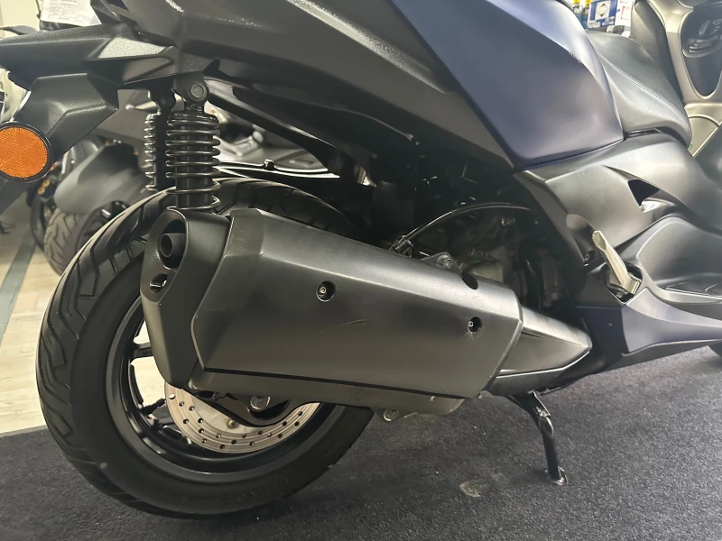 Yamaha X-max 300i ABS/TC/LED 2019г., снимка 11 - Мотоциклети и мототехника - 52145161