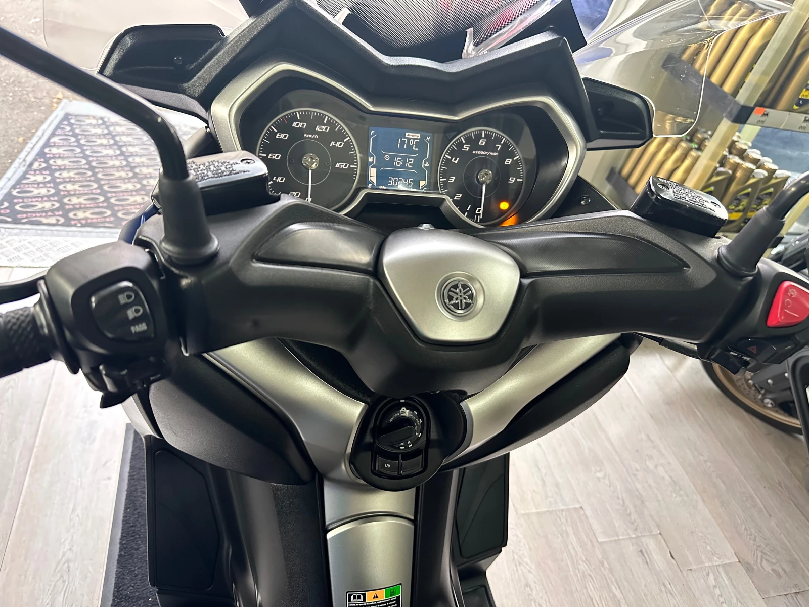 Yamaha X-max 300i ABS/TC/LED 2019г. - изображение 2