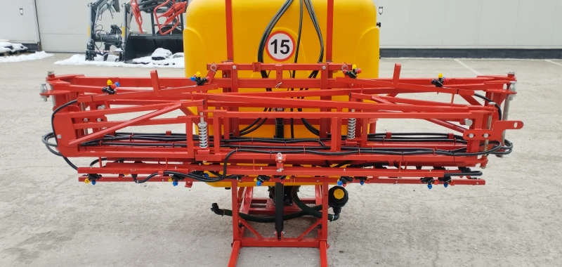 Пръскачка Друга марка JarMet 600, 800, 1000, 1200 l, снимка 3 - Селскостопанска техника - 24811903