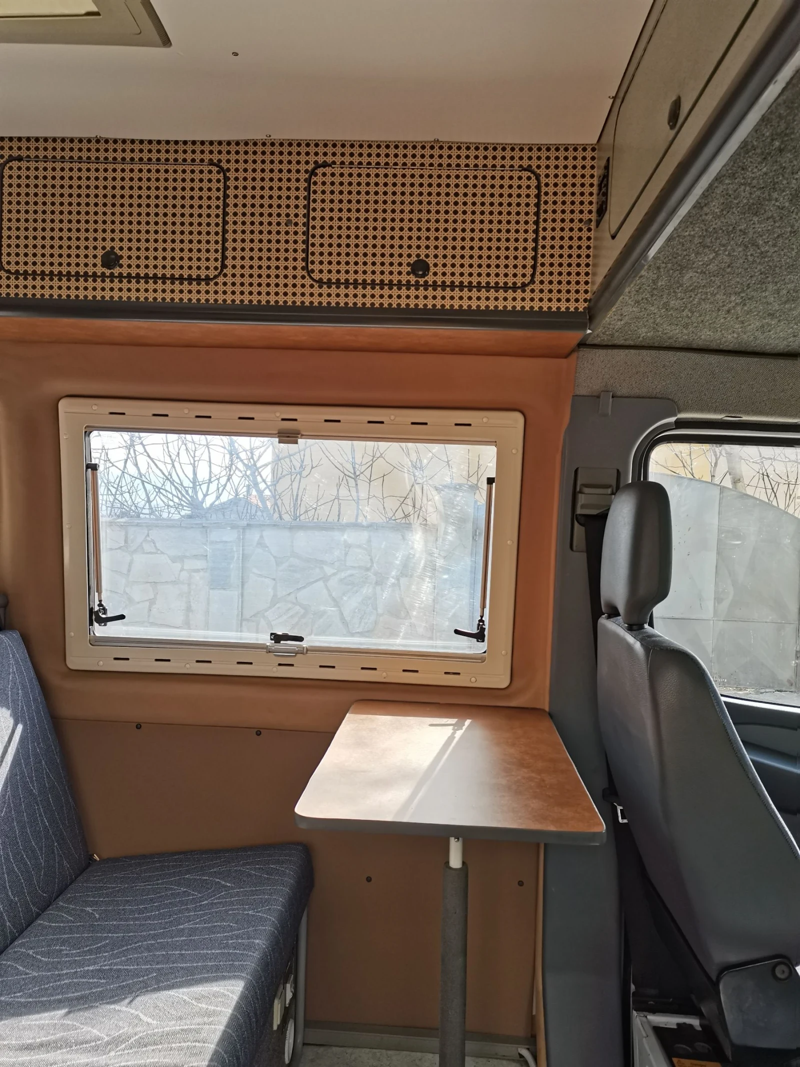 Кемпер Mercedes-Benz С принтер 211 сди, снимка 6 - Каравани и кемпери - 54237455