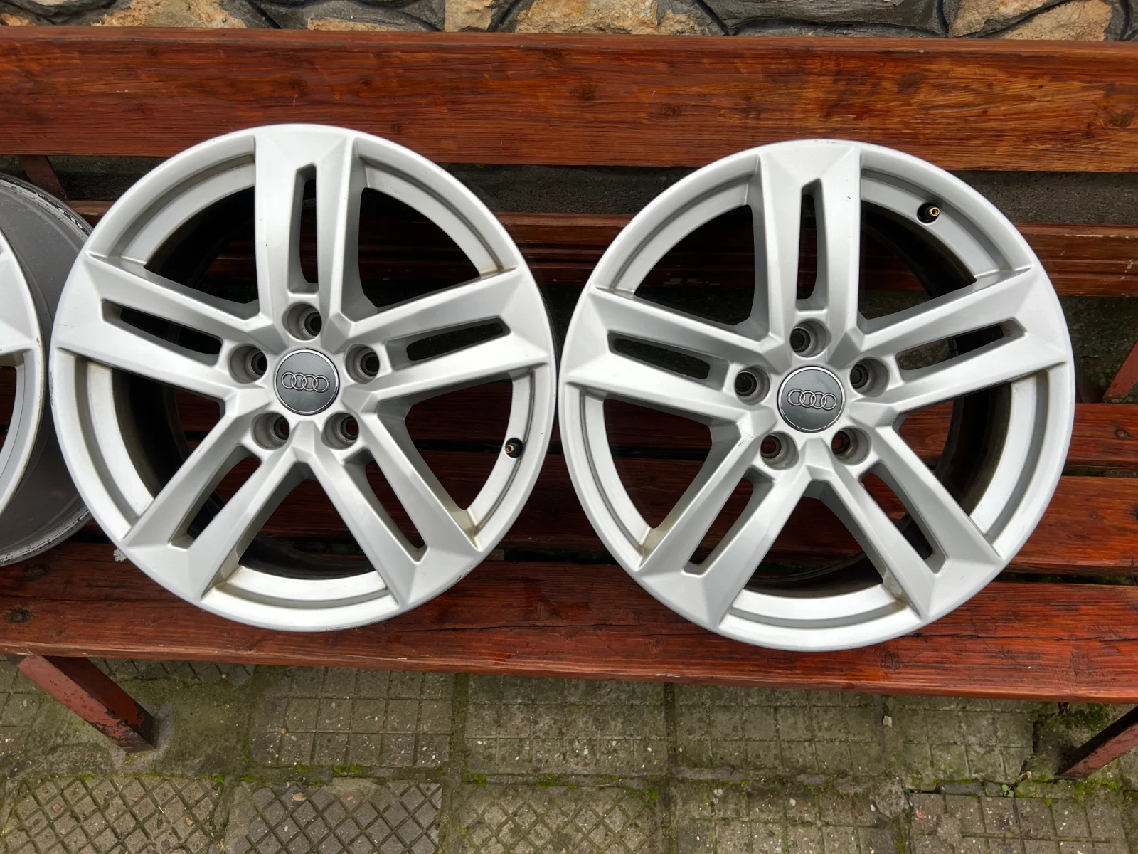 ������ | Mobile.bg � ����������� 3