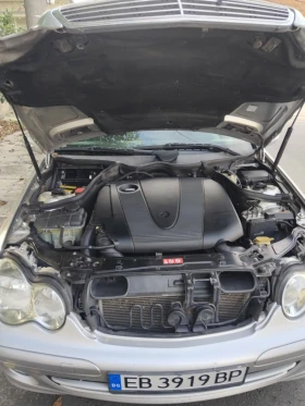 Mercedes-Benz C 200, снимка 8
