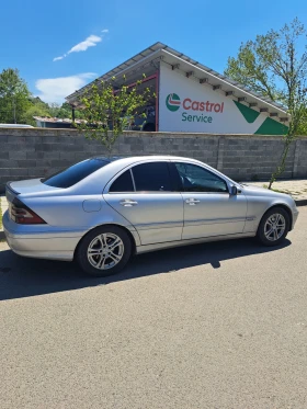 Mercedes-Benz C 220, снимка 3