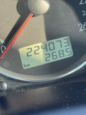 VW Passat - 1900 € / 3716.08 лв. - 29529705 8