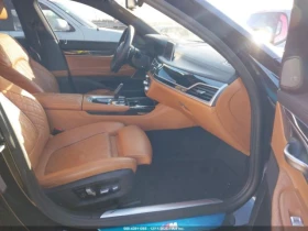 BMW 750 XDRIVE* HARMAN KARDON* LASER* МАСАЖИ* ОБДУХ - 15800 € / 30902.11 лв. - 10183400 9