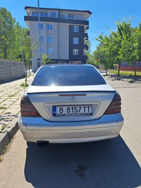 ����� �� �������� �� Mercedes-Benz C 220