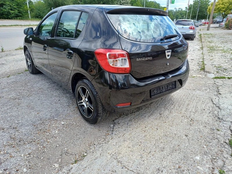 Dacia Sandero 1.2i  GAS NAVI, снимка 7 - Автомобили и джипове - 45949313