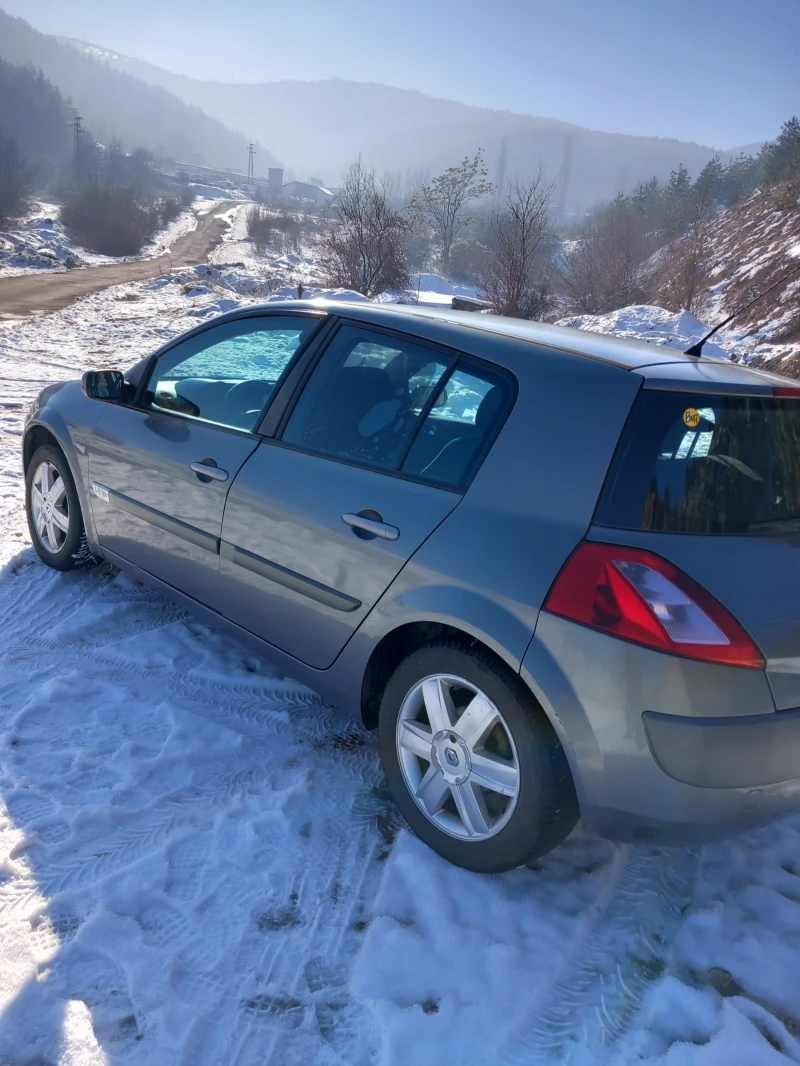 Renault Megane, снимка 6 - Автомобили и джипове - 49010647