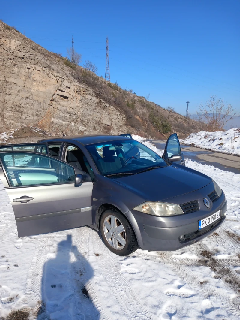 Renault Megane, снимка 15 - Автомобили и джипове - 49010647