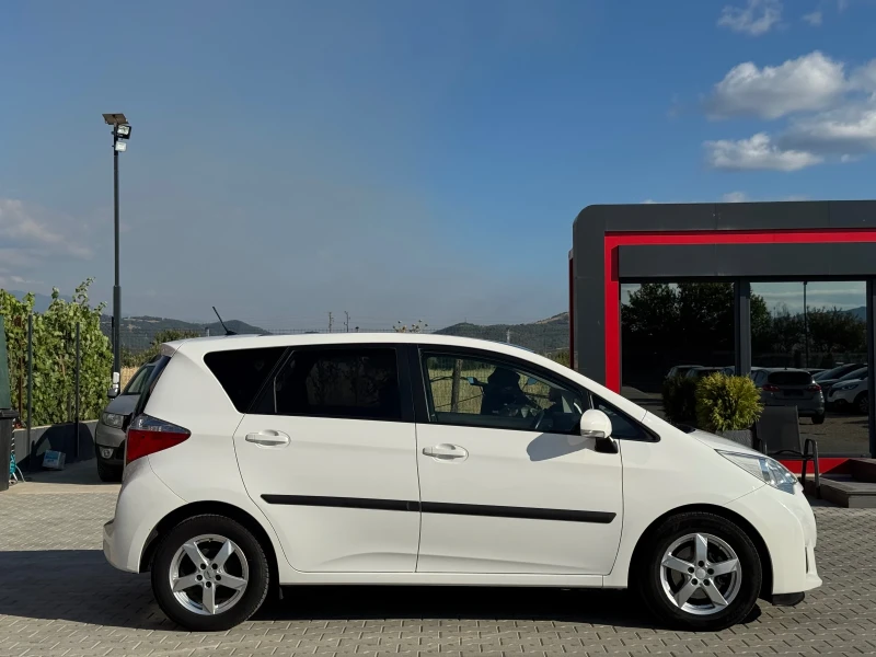 Toyota Verso S 1.4D4D CAMERA NAVI FULL, снимка 6 - Автомобили и джипове - 50978921