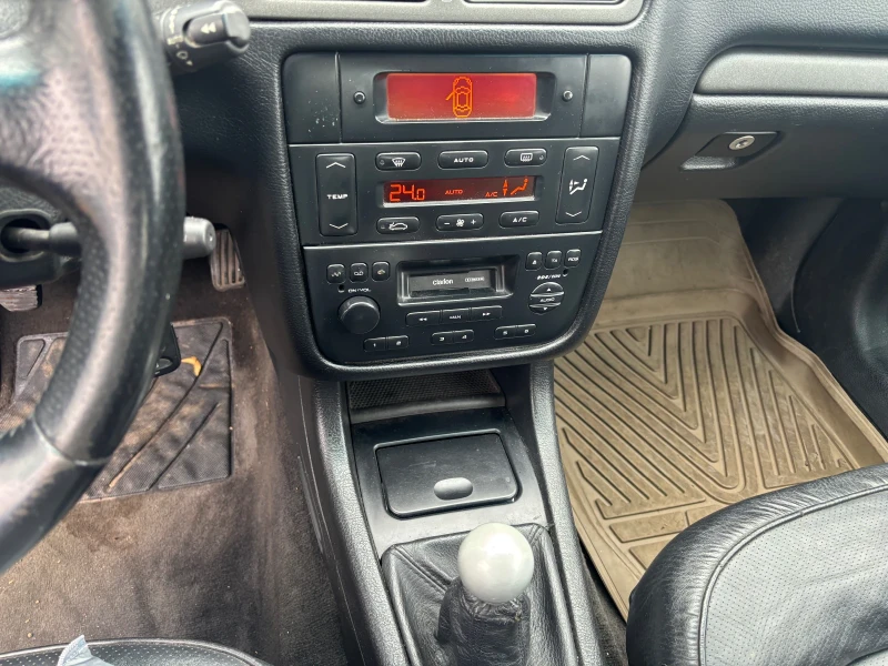 Peugeot 406 2001+ CUPE+ 2.0+ 136-КОЖА+ ВС.ПЛАТЕНО+ 4 З.ГУМИ, снимка 11 - Автомобили и джипове - 52638201
