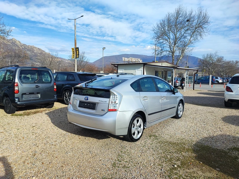 Toyota Prius НОВА !!!.HEAD UP, снимка 6 - Автомобили и джипове - 52838569