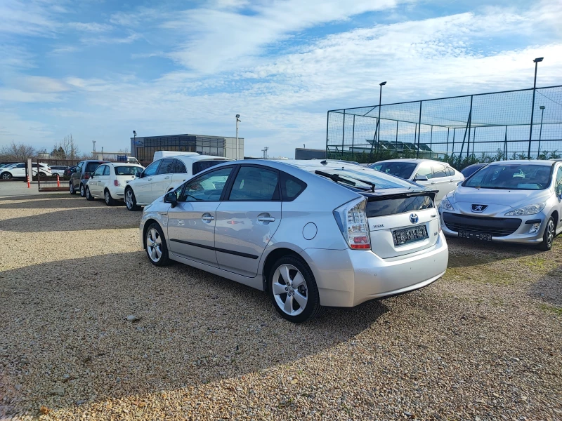 Toyota Prius НОВА !!!.HEAD UP, снимка 9 - Автомобили и джипове - 52838569