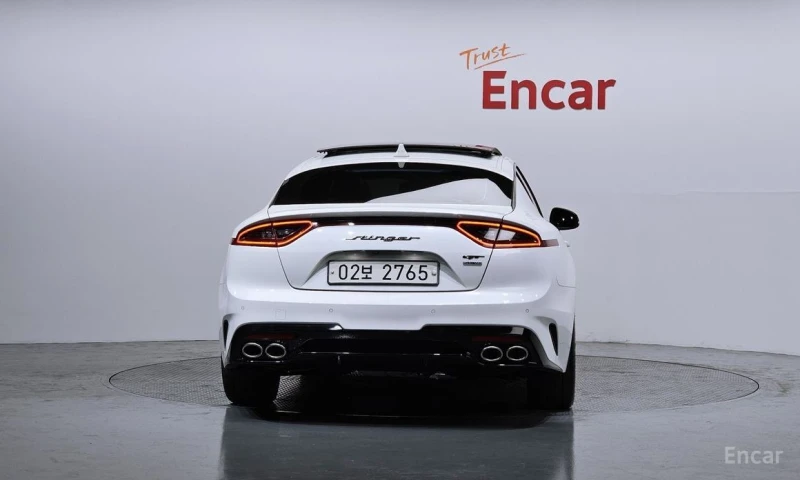 Kia Stinger, снимка 4 - Автомобили и джипове - 53380749