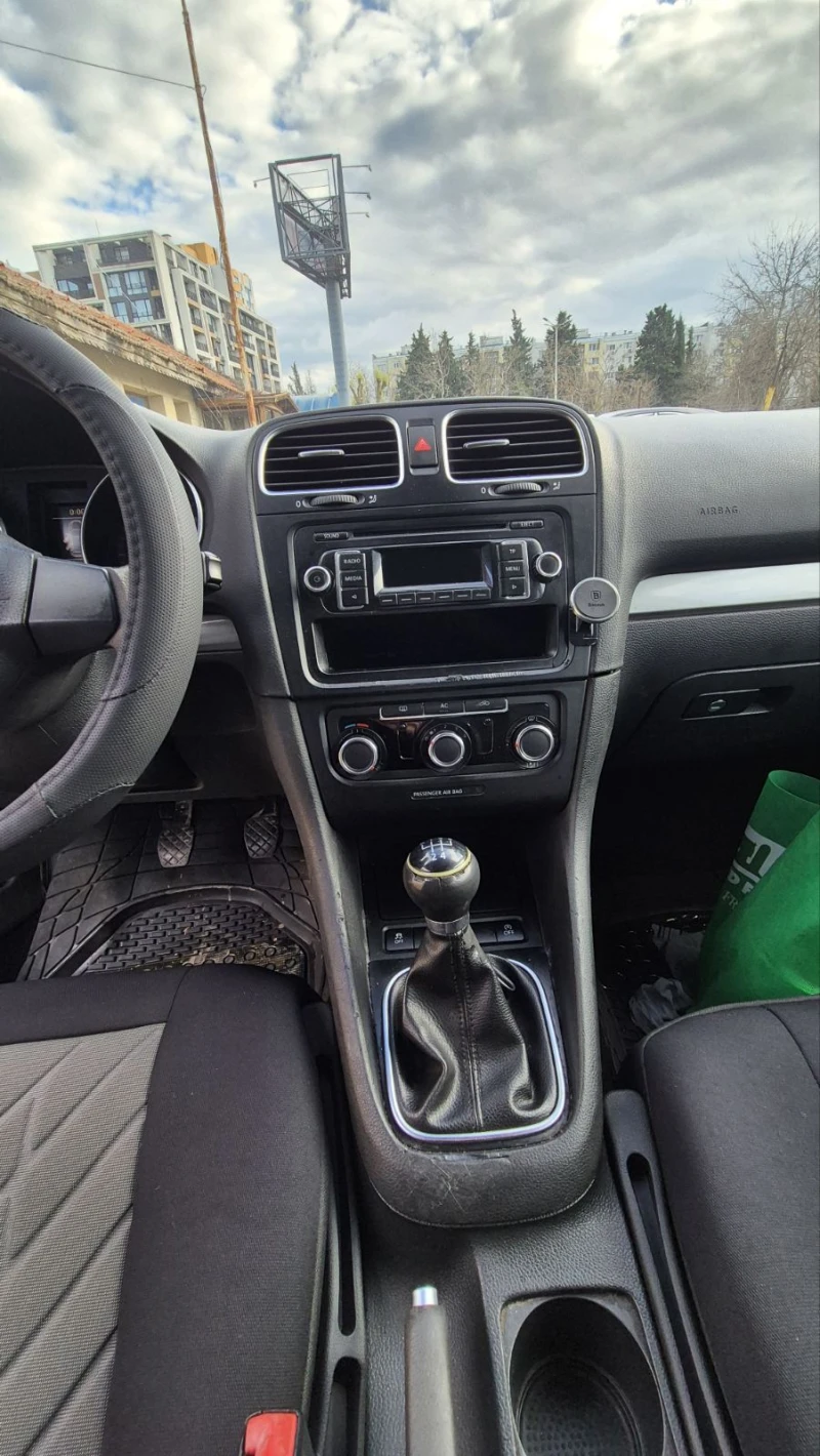 VW Golf Variant 1.6 DIESEL, снимка 8 - Автомобили и джипове - 53596654