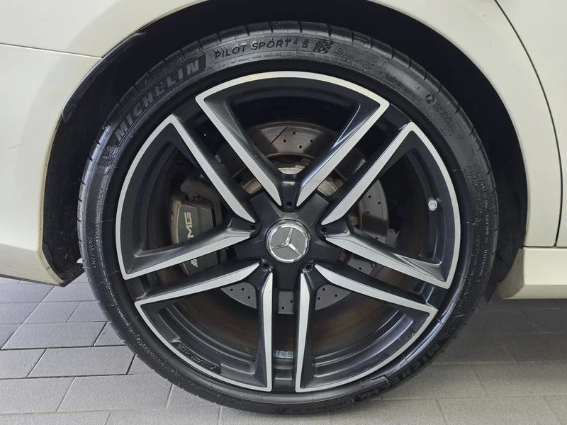 Mercedes-Benz E 63 AMG E63 AMG 4MATIC+ | 612к.с.| ВКЛ.ТЕХНОТЕСТ, снимка 5 - Автомобили и джипове - 55393829